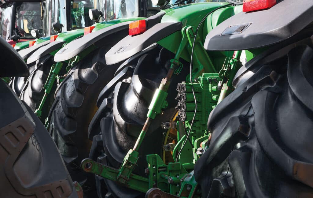 Servizio di verifica delle scorte di veicoli agricoli
